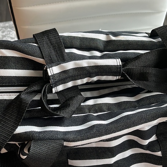Black and White overnight bag​ - Picture 3 of 8